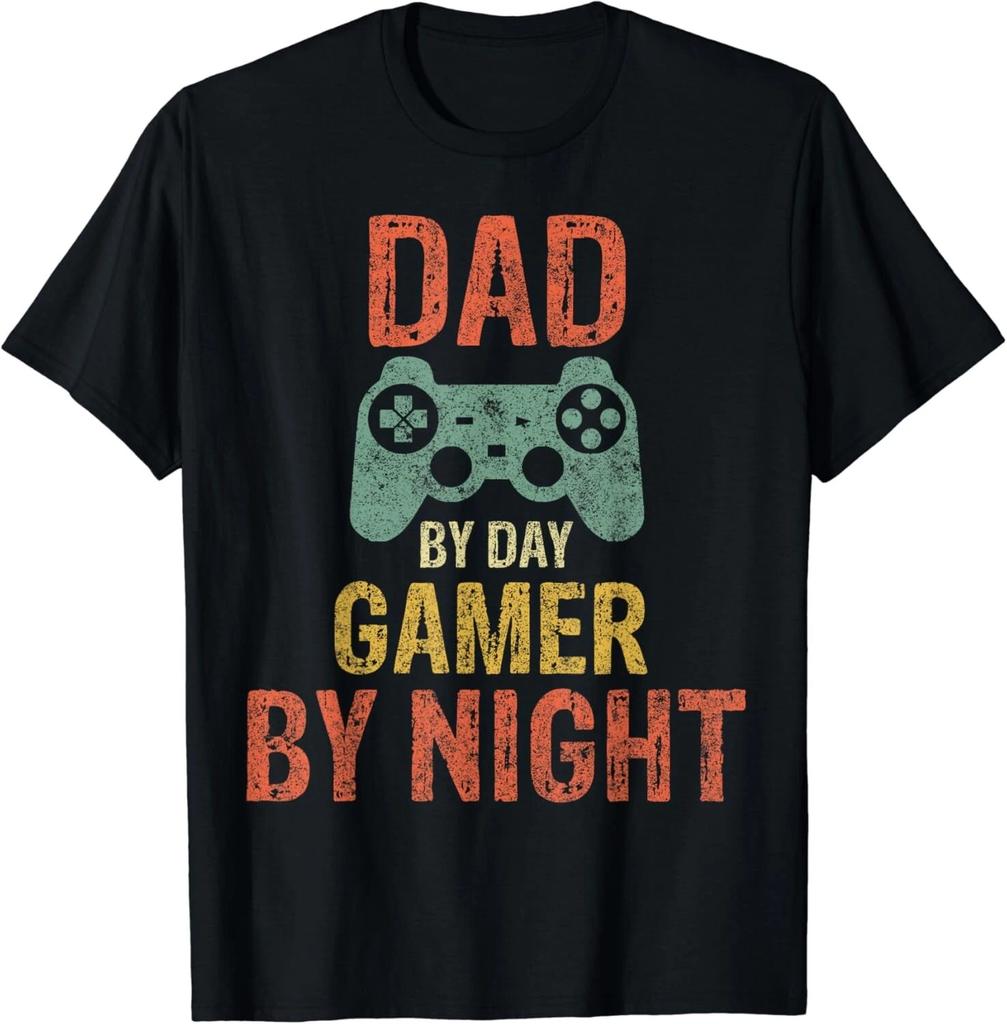 Dad By Day Gamer By NighT-Shirt Funny Video Gamer Dad Gift Unisex T-Shirt