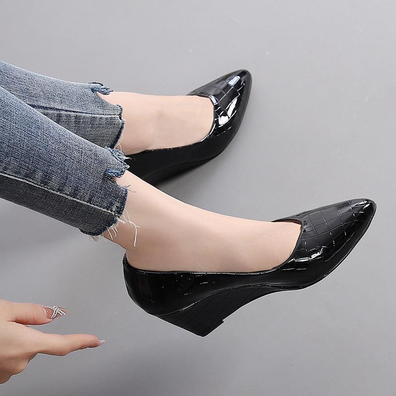 Women Slope Heel Single Shoes Pointed Toe Shallow Mouth High Heeled Work Shoes Silver Comfort Dress