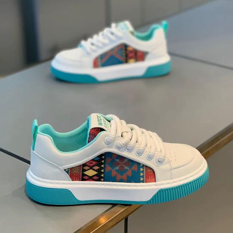 Neue Low-Top-Board-Schuhe, bestickt und bedruckt, Freizeitschuhe, DJ im Herbst
