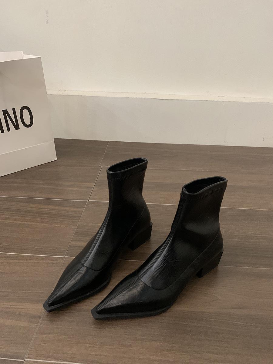 

Французская мода толстый каблук короткие ботинки женская обувь 2024 новые весенне-осенние одинарные ботинки острый носок серебристый темперамент тонкие ботинки 40 чёрный