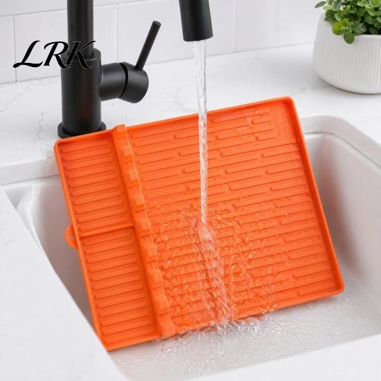 Raised Edge Silicone Mat Barbeque Tool Mat, Food-Grade Heat Resistant Grill Non-Slip Anti-slip Pad Easy Cleaning Spatula for Outdoor Kitchen
