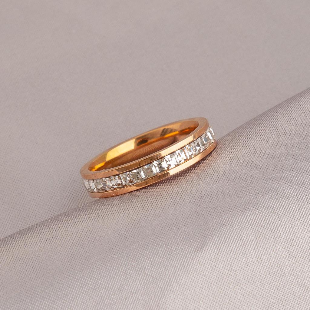 Women's High-End Titanium Steel Full Diamond Fashion Ring – Non-Fading, Versatile, Index Finger, Niche Design, Couple Style