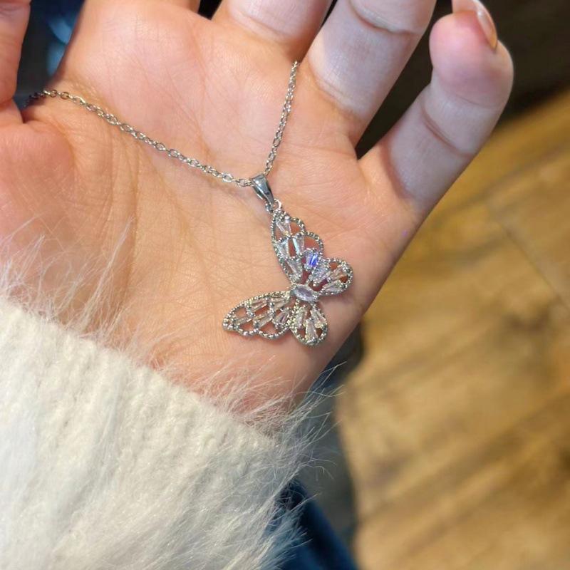 Luxury Female Crystal White Zircon Stone Butterfly Pendant Necklace Vintage Gold Color Wedding  For Women
