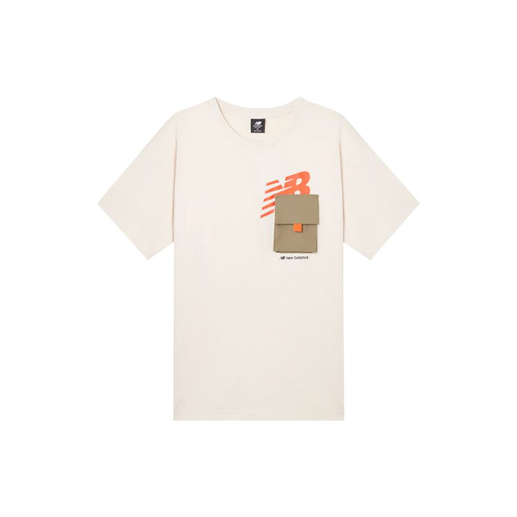 

New Balance Safari Series Логотип с принтом и контрастными карманами, трикотажная футболка с короткими рукавами, топы унисекс, белый AMT12355-PLW
