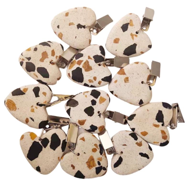 4Pcs Tablecloth Weights Clips with Clips Marble Heart Shape Heavy Duty Tablecloth Pendant Table Clips for Indoor Outdoor