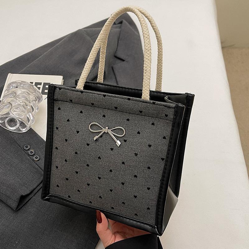 

Женская сумка большой вместимости, персонализированная сумка под мышкой, женская 2025 новая, с бантом, модная, на плечо, сумка-тоут