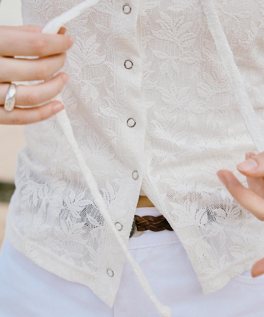 LETTER FROM MOON Ginger Flower Sleeveless Top (Cream)