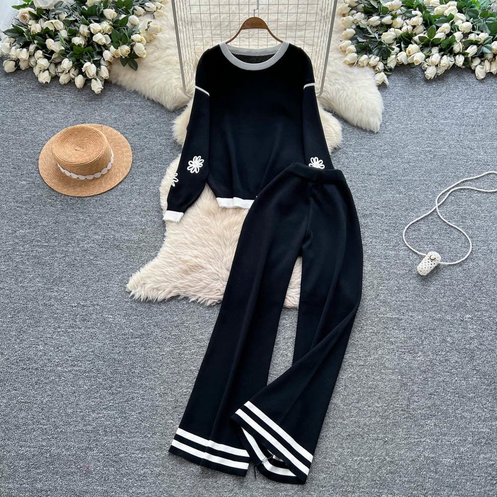 Autumn Winter Women Vintage Embroidery Flower Knitted Sweater Trouser Two Piece Set O-neck Pullover Tops and Pant Tracksuit