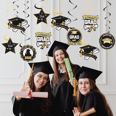 2026 Graduation Party Paper Banner Garland Hanging Spirals Gold Black Latex Balloon Class of 2026 Honeycomb Ornament Decoration