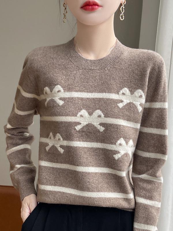 Women's Wool Round Neck Color Block Sweater - Loose Knit Long Sleeve