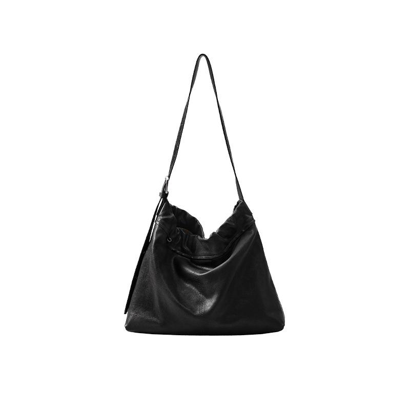 Vegetable tanned sheepskin Yunshu stray bag large capacity garbage bag commuter bag casual shoulder messenger bag women чёрный