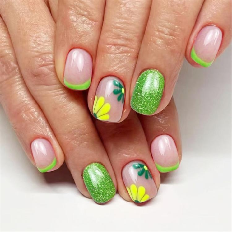 

24 Pieces Glitters Short Square Stick on Nail with Flower Designs Glossy Finish Press on Nail for Fashionable Manicure 1