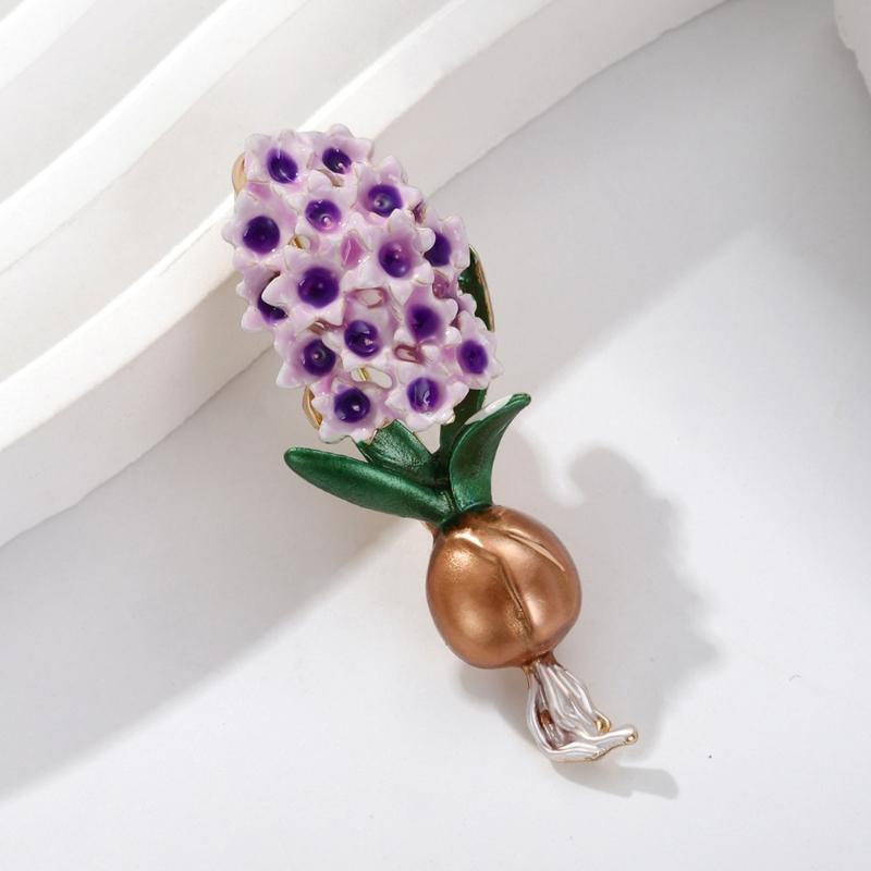 Fashionable Miniature Lavender Brooch Sophisticated Floral Lapel Badge Elegant Embellishment For Women Girls