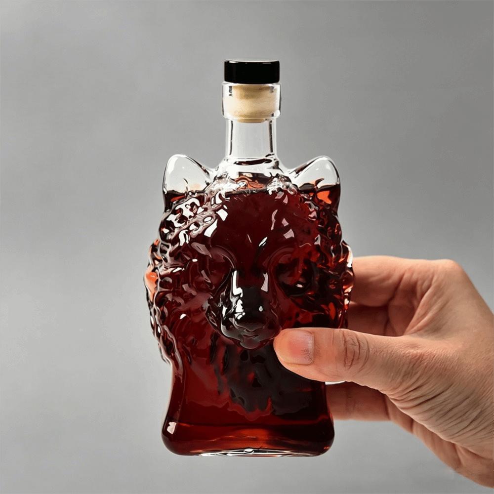 Corrosion-resistant Wolf Head Shape Wine Bottle Leak-Proof Wine Decanter Father's Gift