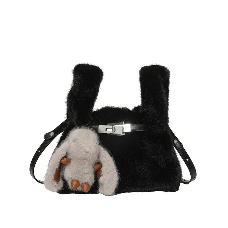 

Women s bag new simple small fragrant style cute plush women s bucket bag daily commuting shoulder messenger bag women Without pendant чорний