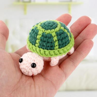 Lustige Häkel-Positive-Energie-Schildkröte mit Ermutigungskarte Heimzimmerdekoration Handgemacht Wolle Stricken Schildkröte Weihnachtsgeschenke
