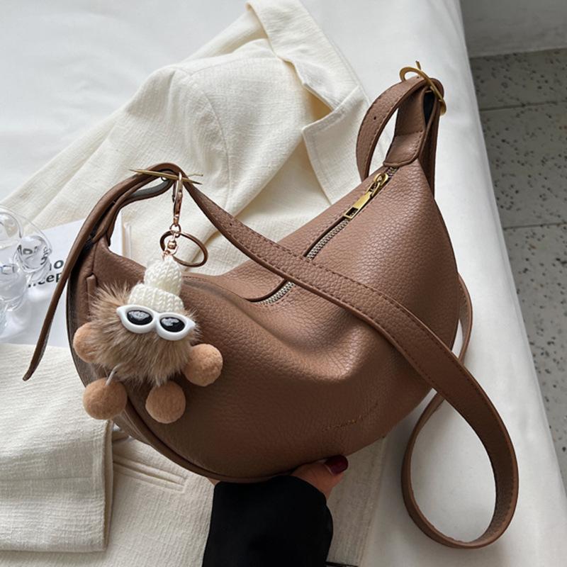 Popular Bags Women's Bags New Autumn and Winter Fashion Messenger Bags Niche Dumplings Saddle Bags