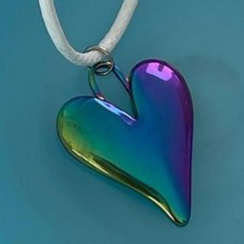 Fashion Colorful Heart Pendant Necklace Adjustable Sweet Cool Choker Neck Chain Statement Jewelry Elegant Clavicle Chain