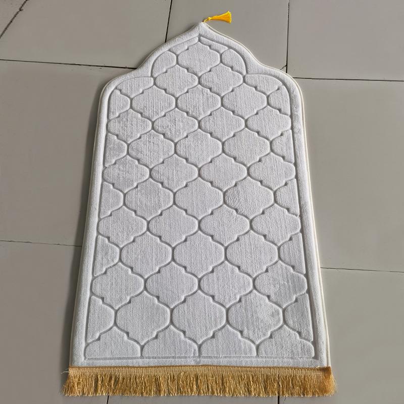 

1 PC Soft Worship Kneel Travel Prayer Rug Non-slip Prayer Mat Flannel Carpet For Muslim Ramadan Embossing Floor Carpets Portable 65x110cm