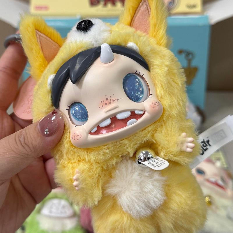 CryBaby 2nd Gen Summer Series Long-Legged Retro Vinyl Plush Blind Box Pendant