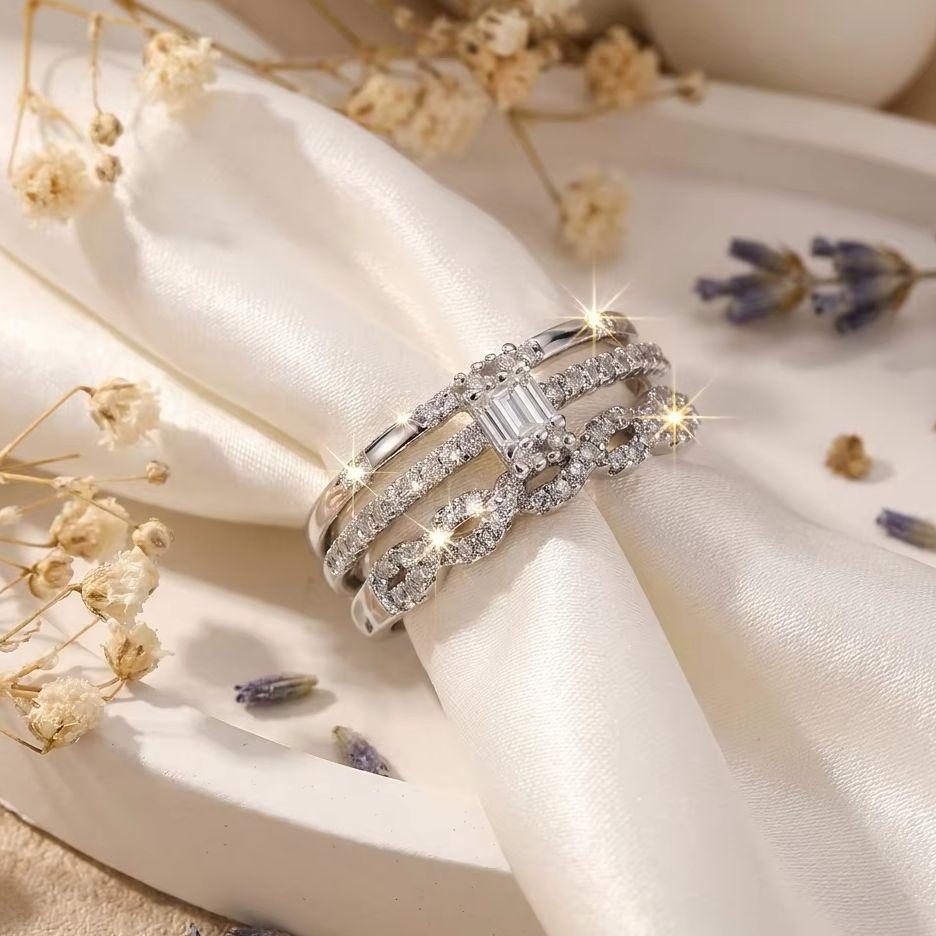 Delicate Micro Pave Zircon Rings For Women CopperColor Chic Crystal Stackable Tiny Ring Wedding Party Engagement Jewelry Gifts