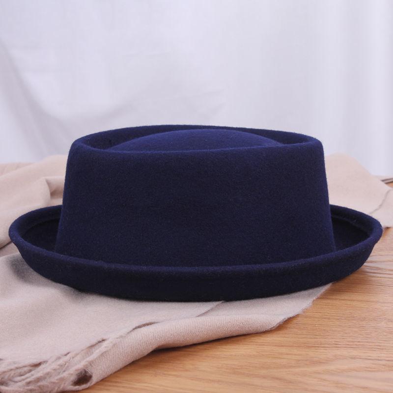 Autumn and Winter Retro Jazz Woolen Hat, European and American Street Fashion Versatile Men's and Women's British Curled Top Hat Tide