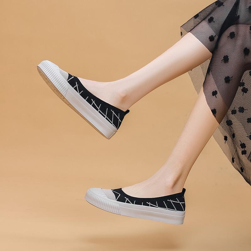 Платформенные туфли-одиночки женские повседневные кеды вязаные с круглым мыском на одной педали туфли-рыбаки летящие вязаные туфли 35 4939₽