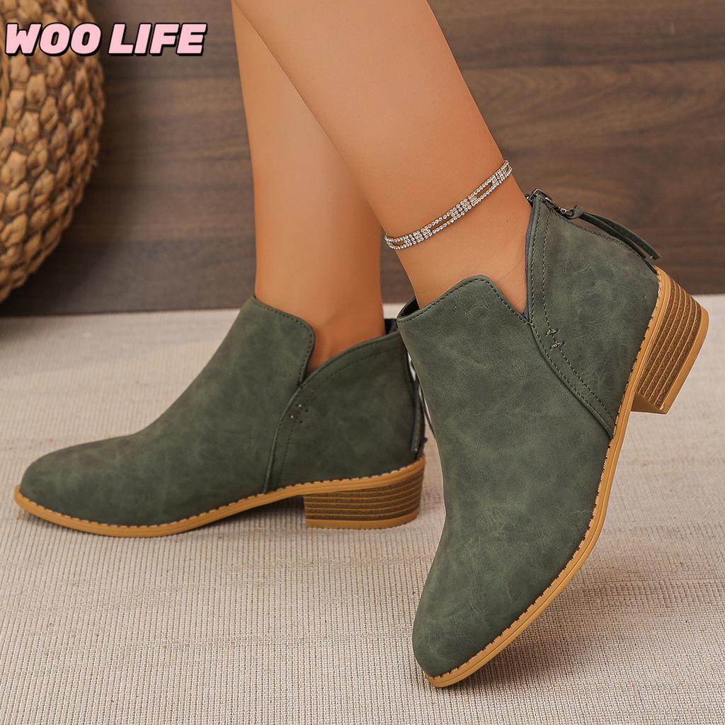 Pointed Rear Zipper Short-tube Martin Boots Women's Plus Size Leather Boots Solid Color Thin Thick-heeled Leather Ankle Boots