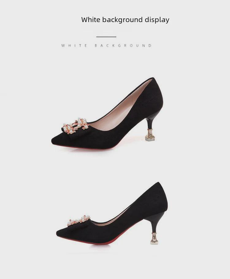 Tacones de aguja rojos de estilo chino para mujer con hebilla de perla