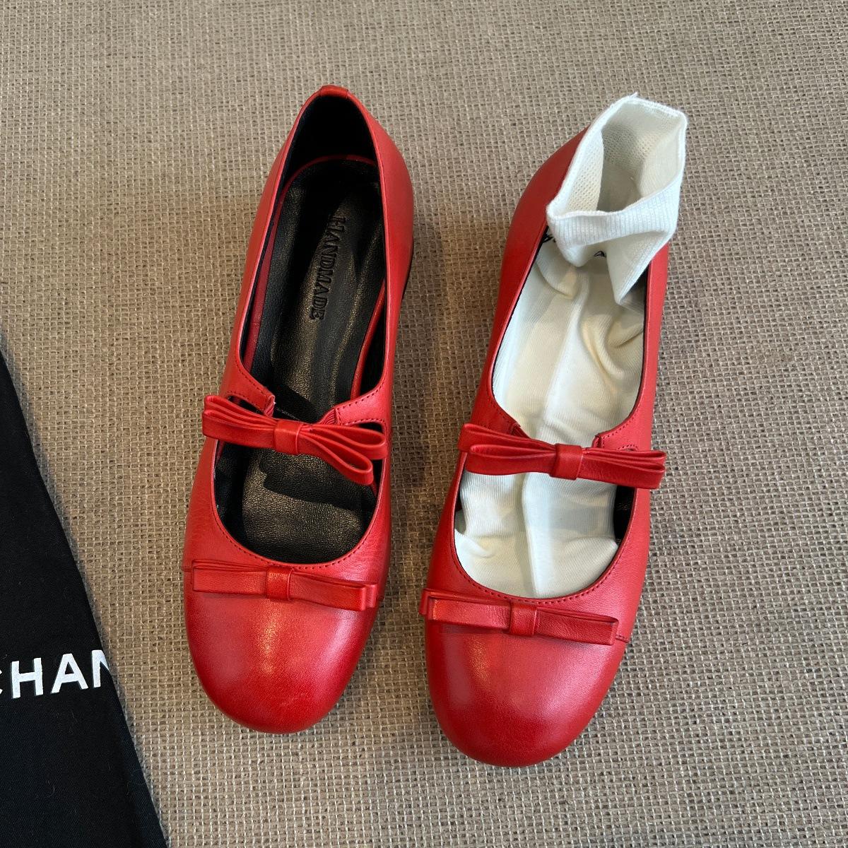 

Овчина темперамент двойной бант полированные высокие каблуки ретро легкий рот универсальные кожаные туфли туфли Мэри Джейн женские одинарные туфли 40