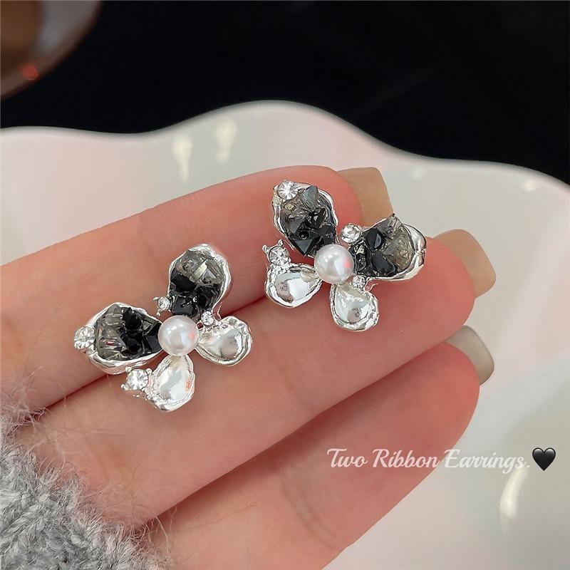 Simple Imitation Pearl Ball Stud Earring Sweet Temperament Earrings For Women Fashion Light Luxury Jewelry Gifts