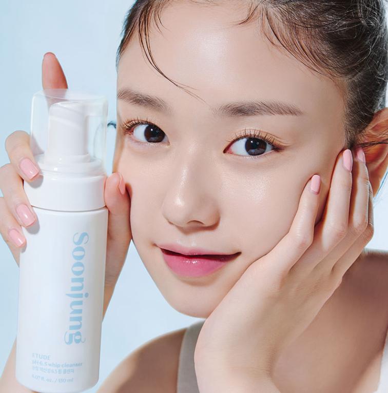 Etude Soonjung pH 6.5 Whip Cleanser (150ml / 250ml)