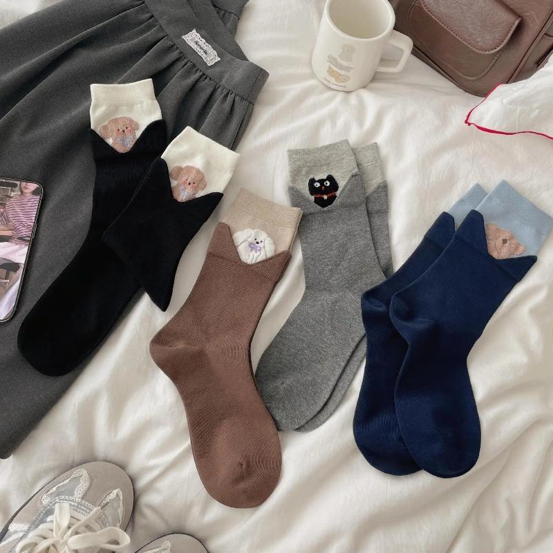 Women Socks Cartoon Cat Dog Japanese Kawaii Cute Middle Tube Socks Women Autumn and Winter Retro Long Socks Sox Christmas Gifts