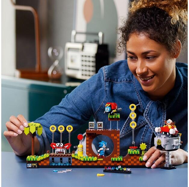 LEGO Ideas 21331 Sonic the Hedgehog - Green Gables Zone