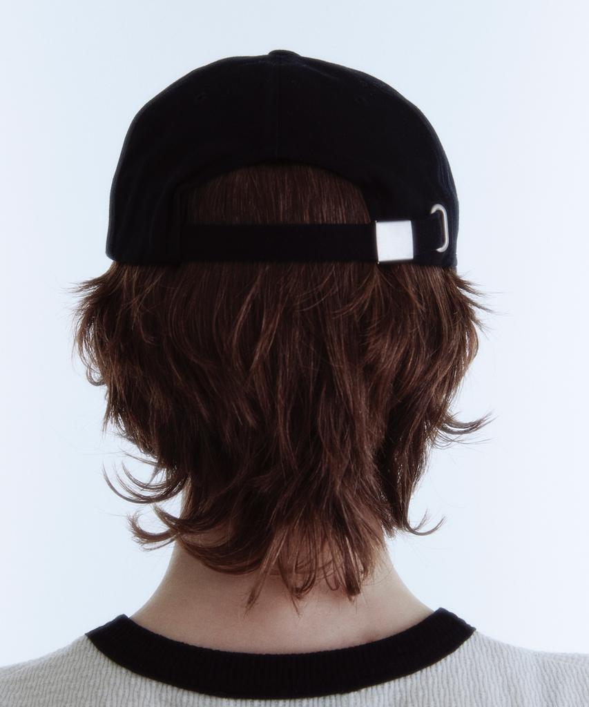 KINETO Women_Grand Hotel Embroidered Ball Cap_Black