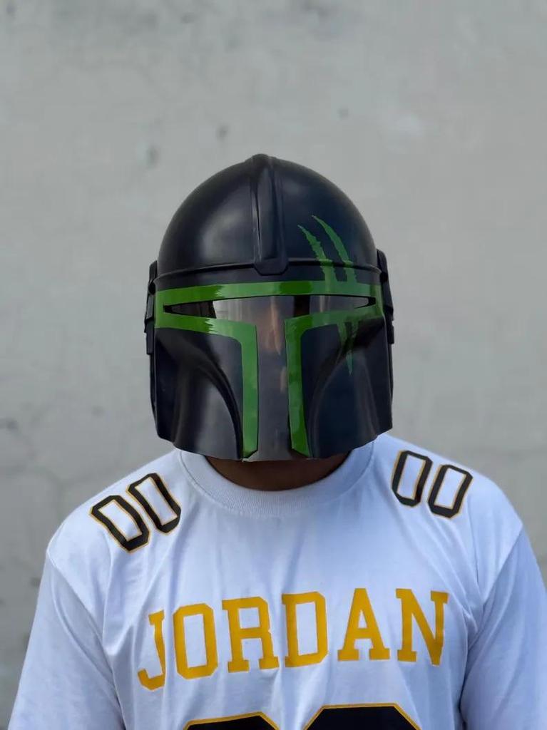 Star Wars Mandalorianer Helm | Grüner Mando Helm Replica | Din Djarin Cosplay Requisite | Geek Geschenk für Männer | Star Wars Wohnkultur Sammlerstück