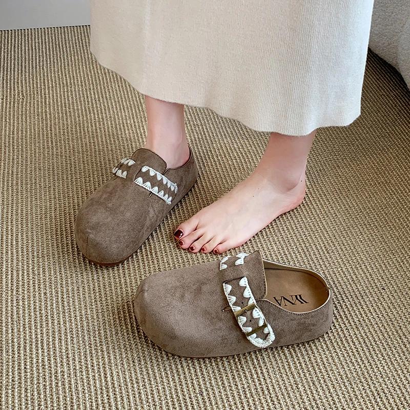 Fashion Shoes Female 2025 Brand Closed Toe Women's Slippers Fashion Belt Buckle Casual Outdoor Retro Best Seller Flat Slippers Zapatos