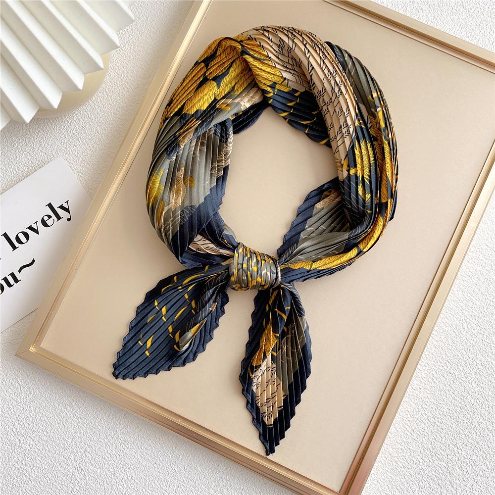 Spring 70 Pleated Small Silk Scarf: Versatile, Decorative Korean-Style Accessory for Professional Women