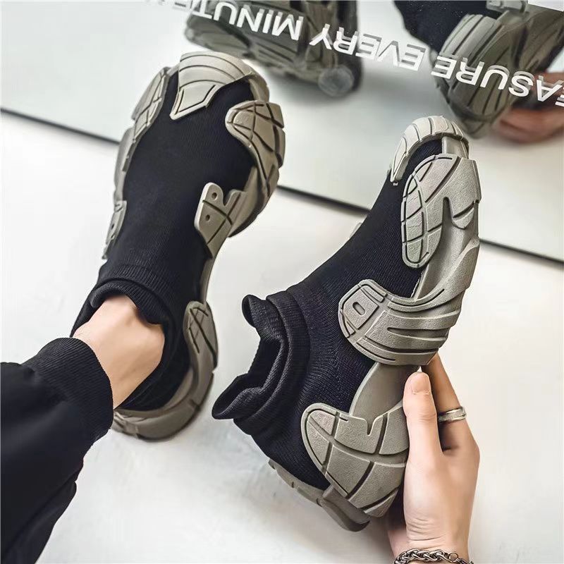 Ultra-light summer and autumn breathable mesh shoes niche design socks mouth shoes sports and leisure trendy shoes