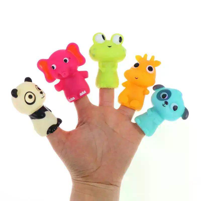 Set di 5 Pupazzi da Dito Cartoni Animati Giocattolo Bambini Bambole Animali Morbide Giocattoli da Dito per Bambini Narrazione Gioco di Ruolo Educativo Gadget per Feste