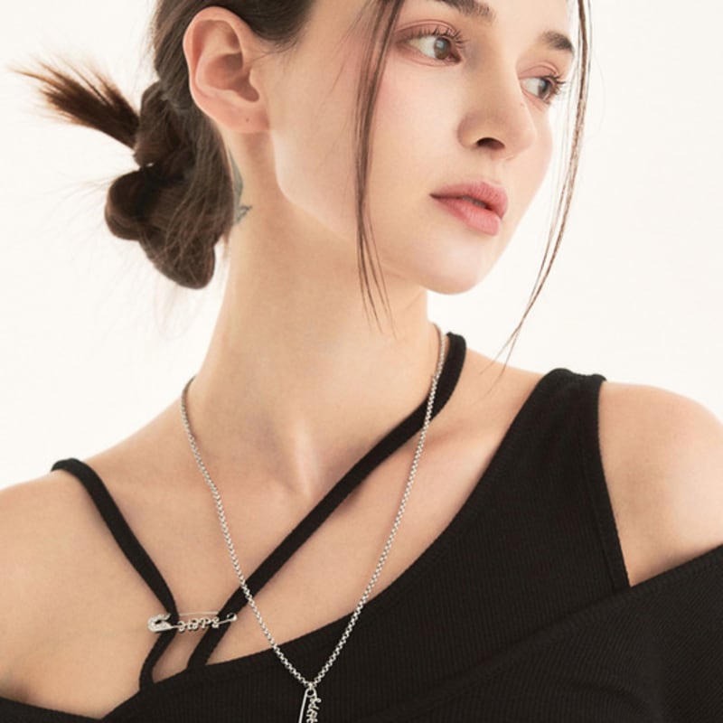 HHIPS CHAIN LOGO NECKLACE