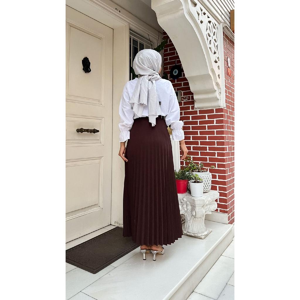 Model evazat plisat, (marimi Sml-xl---36-48), Fusta neagră din crep Skuba