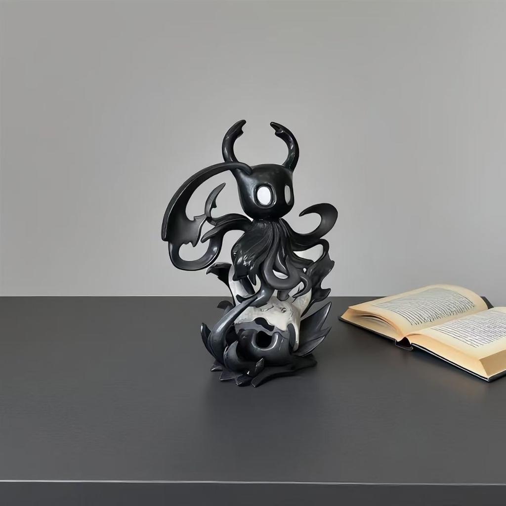 High-quality ghost Hollow Knight Shadows Knight Bumblebee Anime Game 2D Model Figure Ornament Color Box dragon ballz figurine