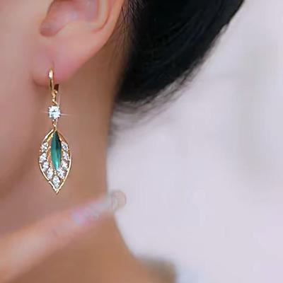{Golden Branch Jade Leaf}~ Shining Zircon Green Ear Clips Advanced Sense No Ear Piercings Fashion Light Luxury Ear Buckles Long Earrings