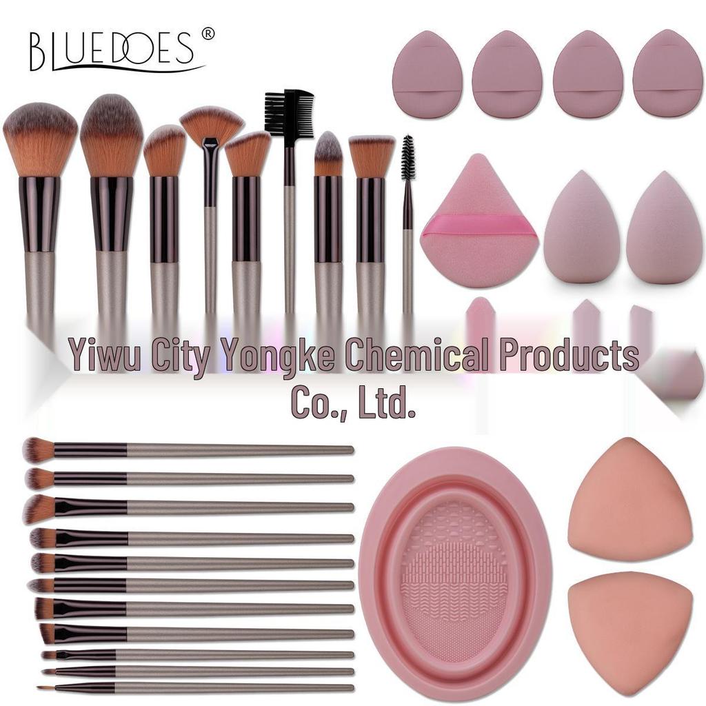 33-Piece Makeup Brush Set with Super Soft Beauty Sponge and Eyeshadow & Foundation Brushes