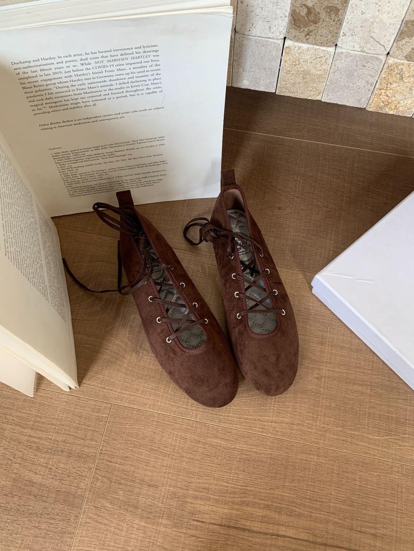 

2025 spring new women s shoes lace up gentle ballet style flats straps casual flat heel soft small leather shoes women 39 чёрный