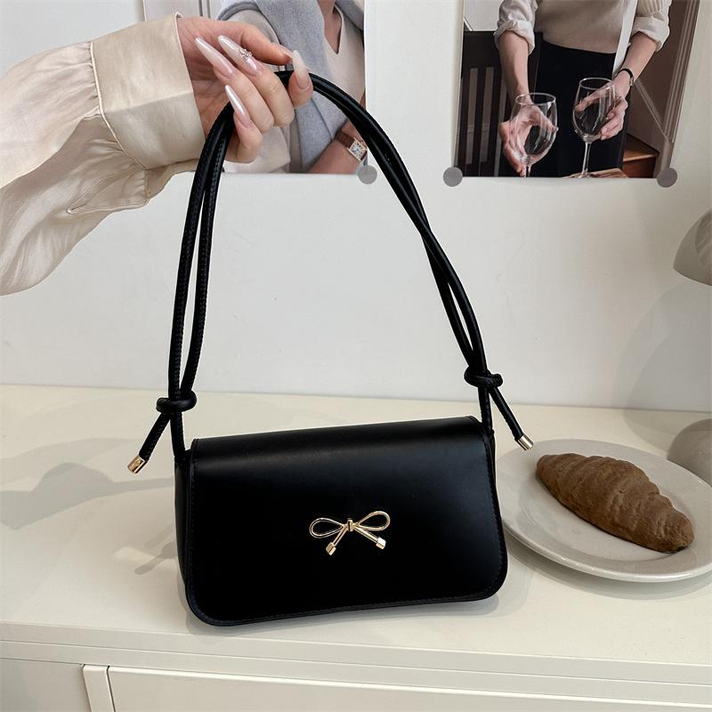 

Трендовый бант простой универсальный повседневный маленький квадратный мешок женский корейская версия стиль инс персонализированный нишевый дизайн сумка-мессенджер чёрный