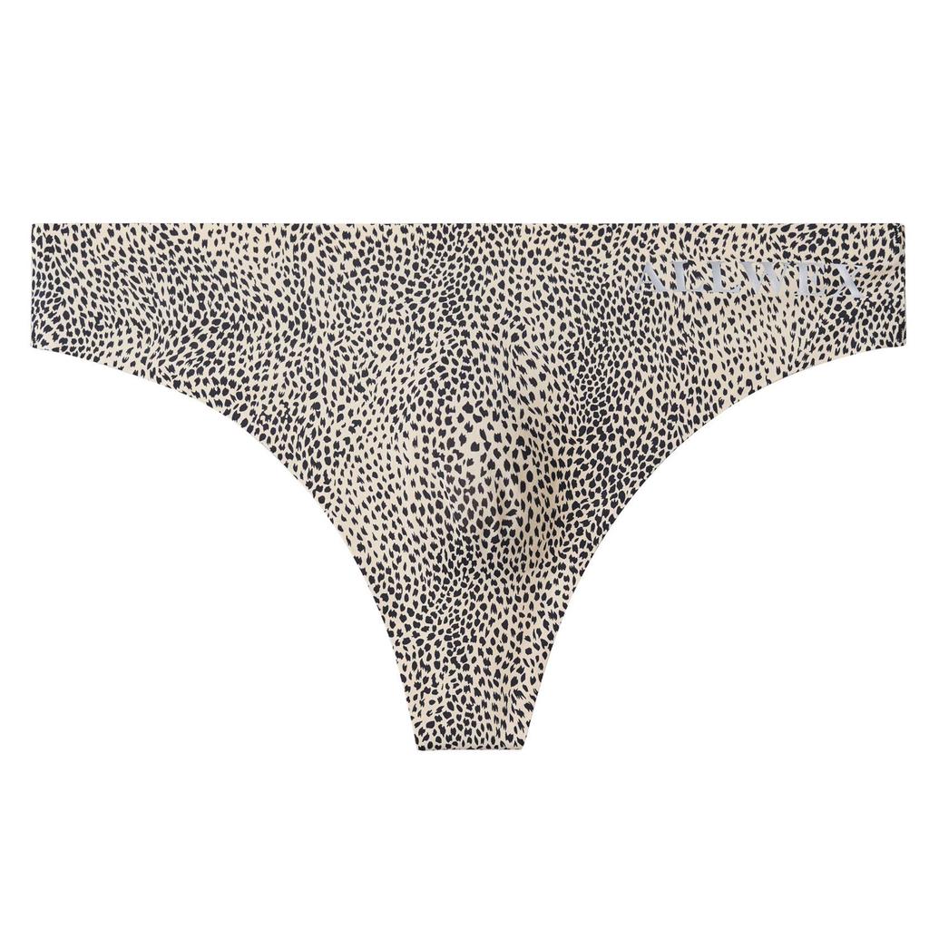 Men's Leopard Print Seamless Low Waist Ice Silk Thong - Quick-Dry, Breathable Sports Briefs