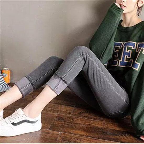 Women Thermal Jeans Winter Snow Warm Plush Stretch Jeans Lady Skinny Thicken Fleece Denim Long Pants Retro Pencil Trousers
