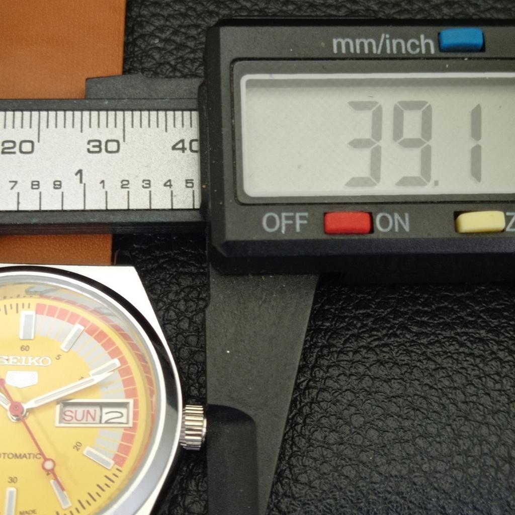 VINTAGE REFURBISHED SEIKO 5 AUTOMATIC 6309A JAPAN MENS YELLOW WATCH A440771-9 Sk-a440771-1